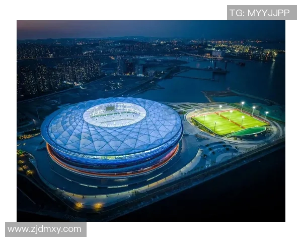 大连体育场激情四溢足球比赛盛况回顾与精彩瞬间分享