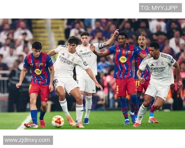 巴萨与皇马激战正酣直播全程回顾精彩瞬间与战术分析